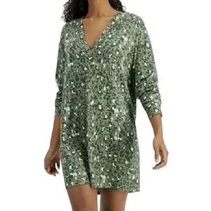 NWT Jenni V Neck Long Sleeves Dress. Size L